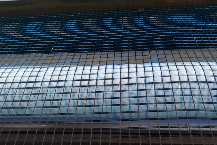 玻璃鋼格柵蓋板 打造垂釣園安全、耐用、美觀的走道優(yōu)選方案